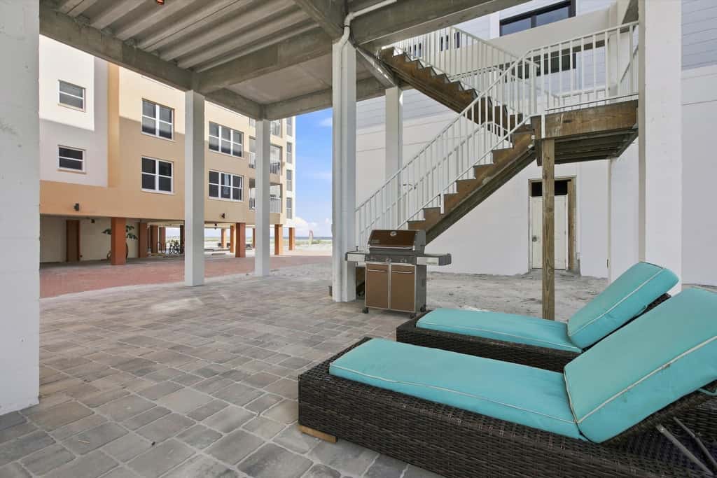 Island Hop - Steps From Fort Myers Beach