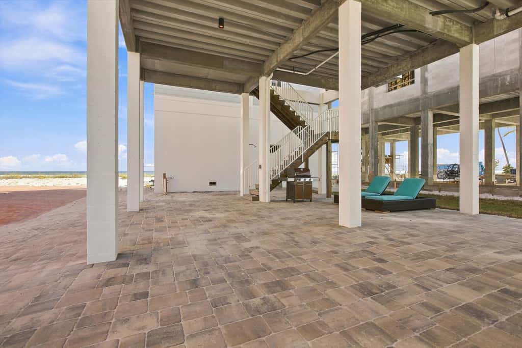 Island Hop - Steps From Fort Myers Beach