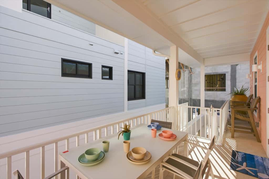 Island Hop - Steps From Fort Myers Beach