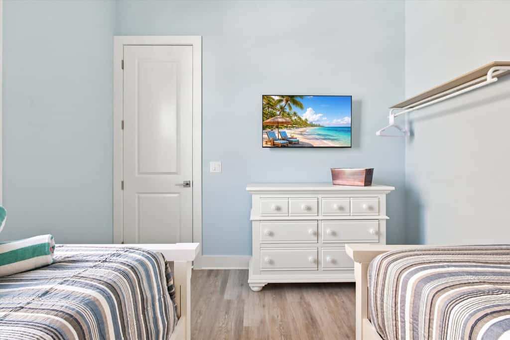 Island Hop - Steps From Fort Myers Beach