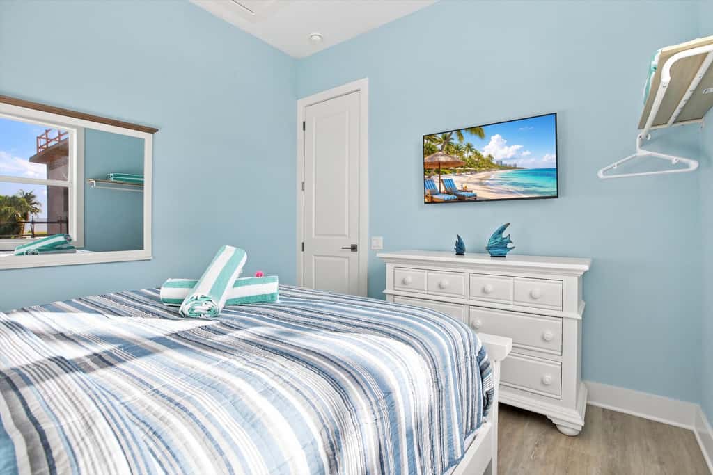 Island Hop - Steps From Fort Myers Beach
