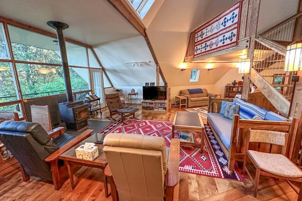 Kenwood West Dome Home