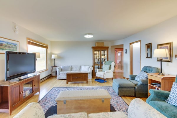 Lopez Island Agate Beach Waterfront Home