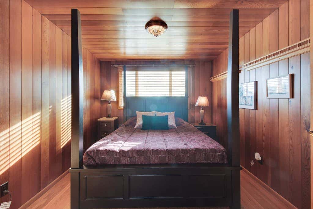 Escape to this Waterfront Lopez Island Retreat with Panoramic Ocean Views