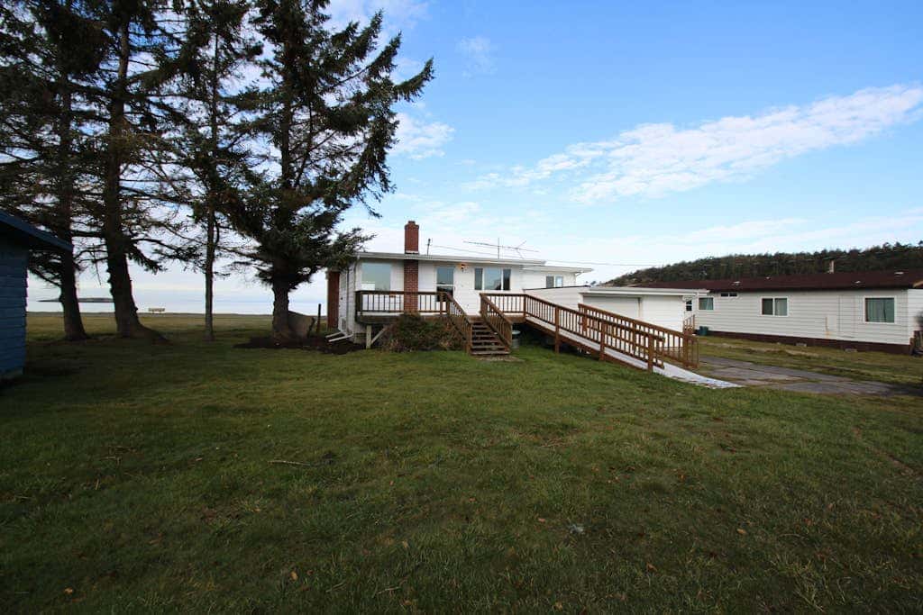 Escape to this Waterfront Lopez Island Retreat with Panoramic Ocean Views