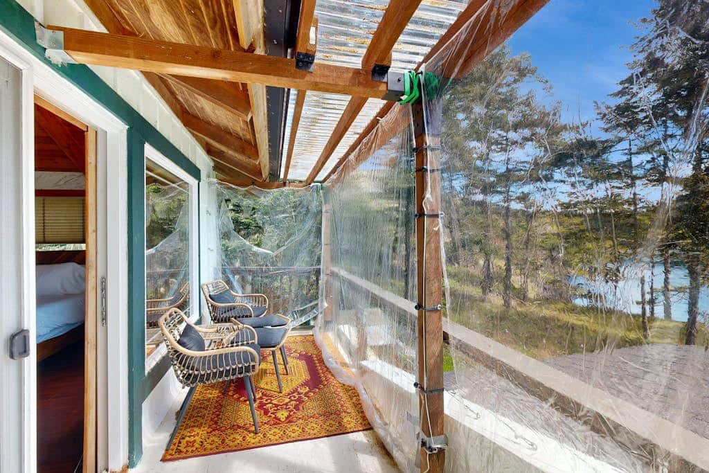 Pet Friendly Waterfront Escape with Fire Pit, Hot Tub and Mountain Views on Lopez Island