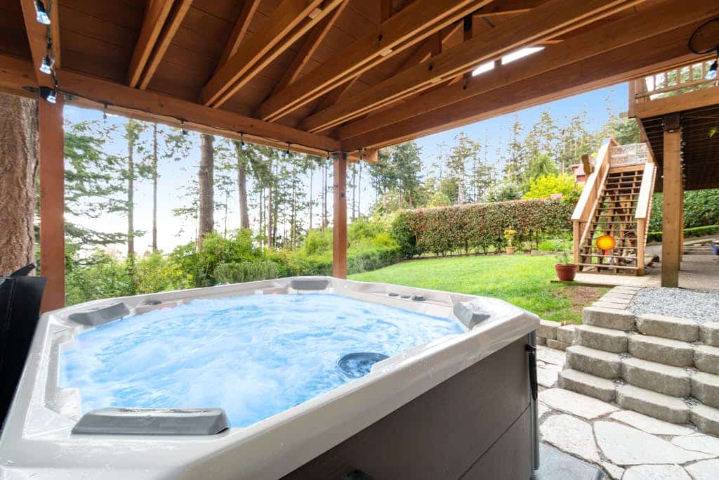 Oyster Beach House and Den 