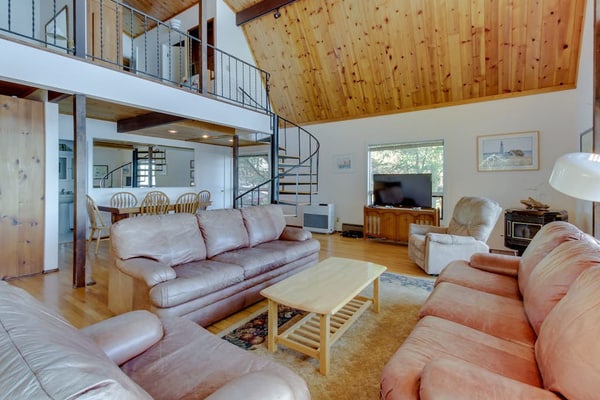 Lopez Island Hunter Bay Waterfront Home