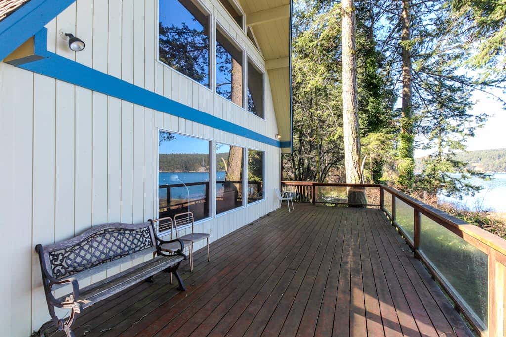 3 BR Pet Friendly Waterfront Home on Lopez Island