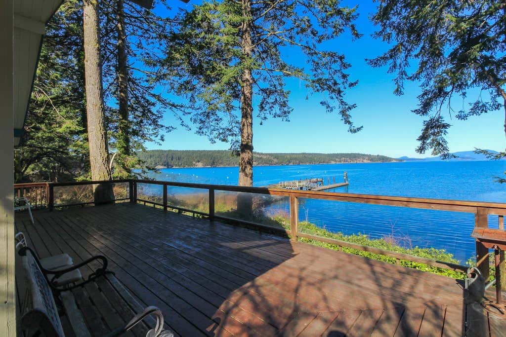 3 BR Pet Friendly Waterfront Home on Lopez Island