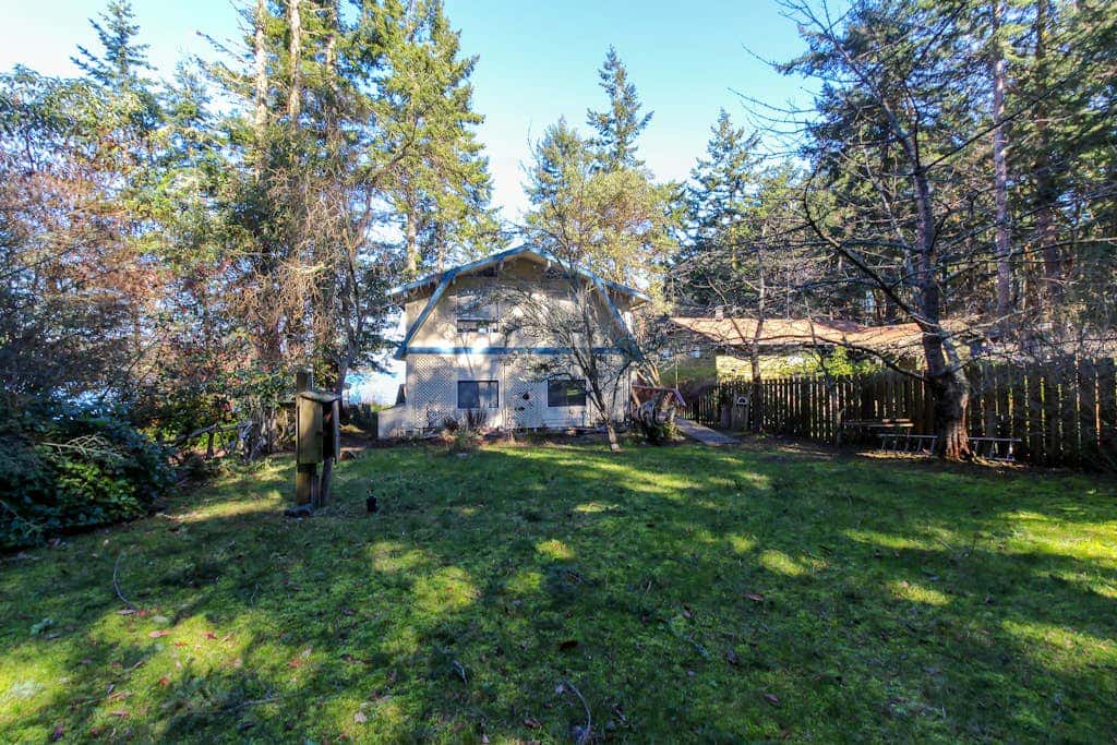 3 BR Pet Friendly Waterfront Home on Lopez Island