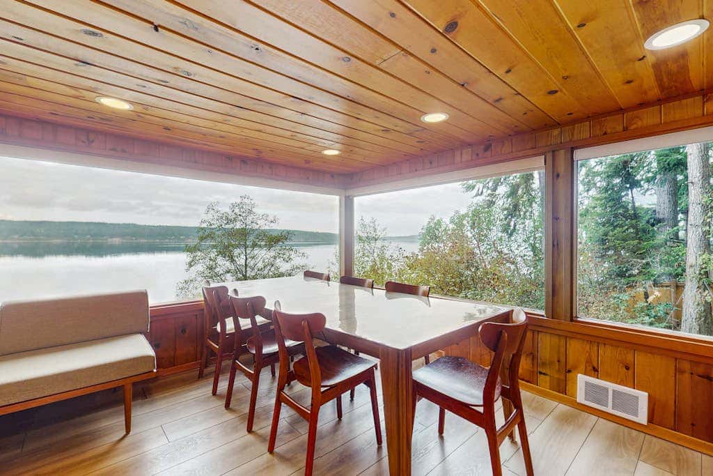 Charming Waterfront Home with Fire Pit and Access to Private Beach