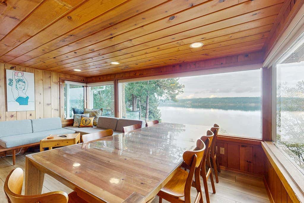 Charming Waterfront Home with Fire Pit and Access to Private Beach
