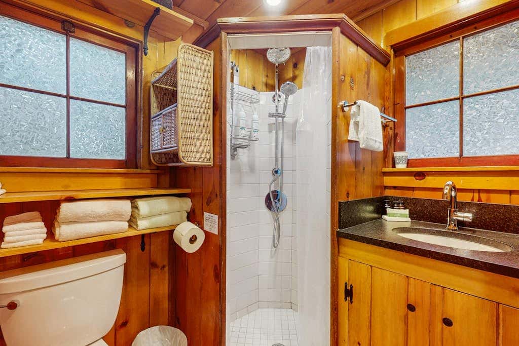 Charming Waterfront Home with Fire Pit and Access to Private Beach
