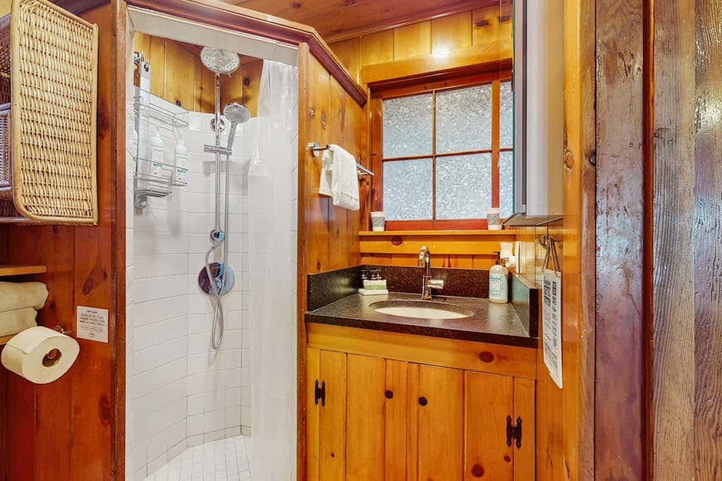 Charming Waterfront Home with Fire Pit and Access to Private Beach