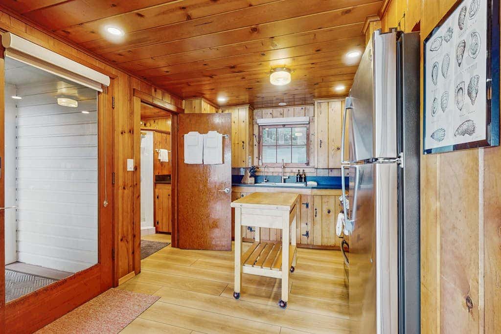 Charming Waterfront Home with Fire Pit and Access to Private Beach