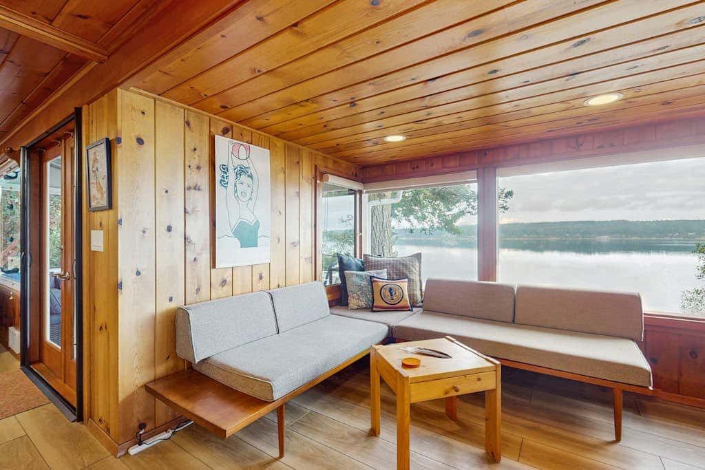 Charming Waterfront Home with Fire Pit and Access to Private Beach