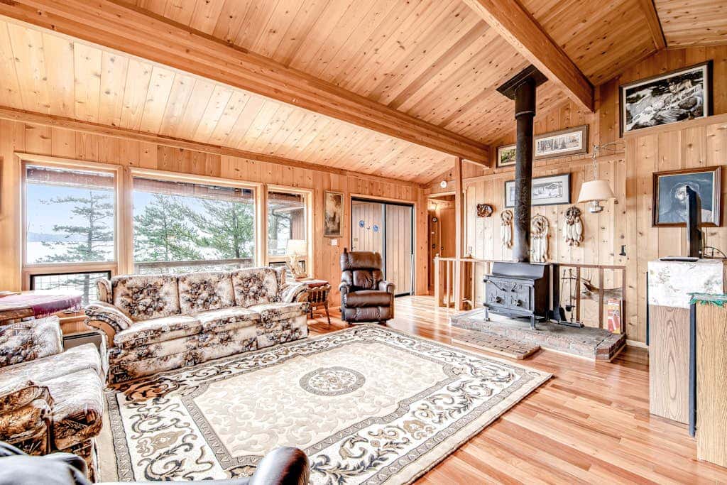 Rustic Waterfront Cabin in Eastsound with Private Beach Access and Ocean Views