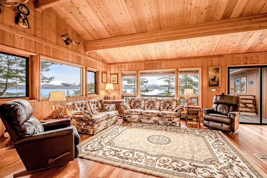 Rustic Waterfront Cabin in Eastsound with Private Beach Access and Ocean Views