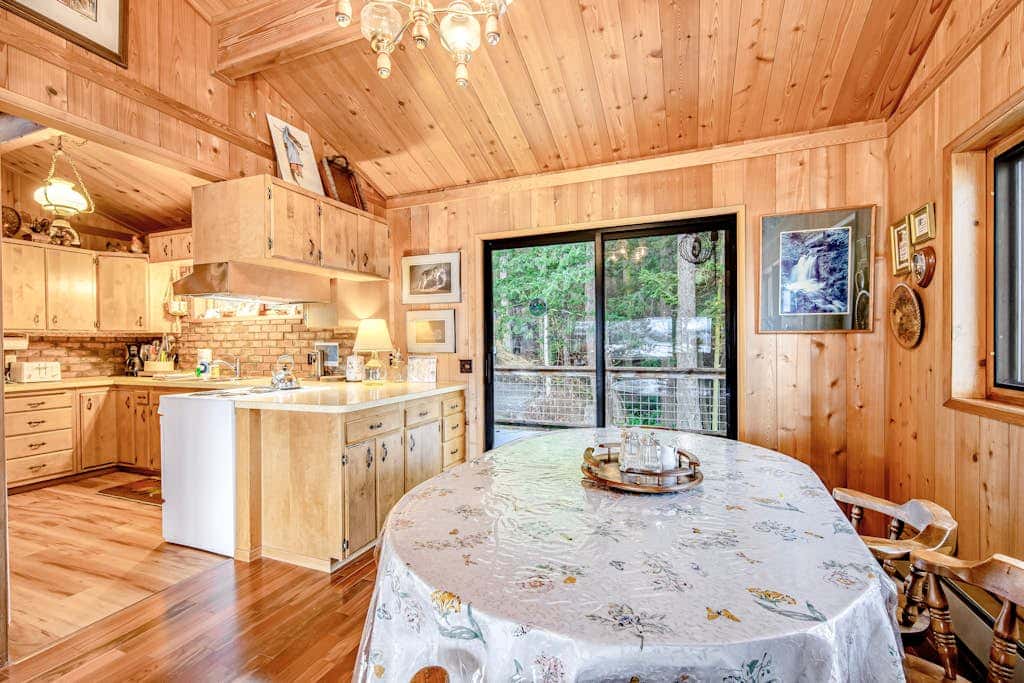 Rustic Waterfront Cabin in Eastsound with Private Beach Access and Ocean Views