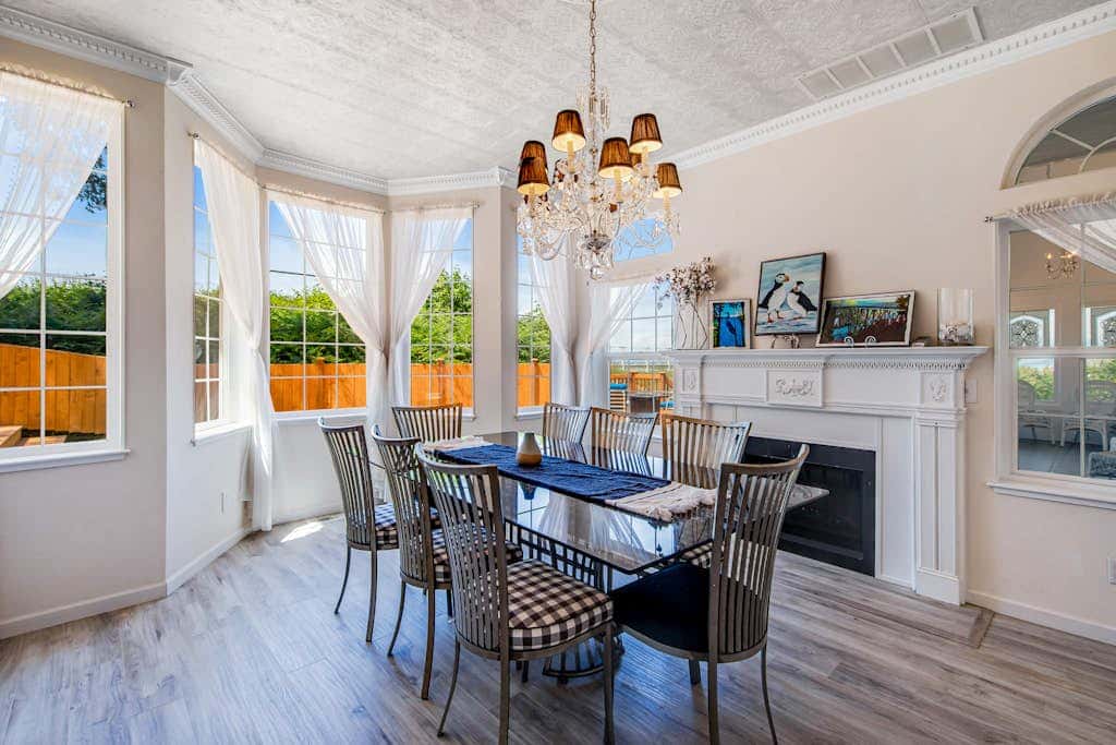 Oceanfront 4 Bedroom Family Home with Private Beach Access and Fire Pit