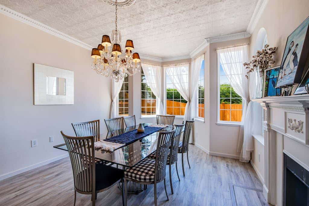 Oceanfront 4 Bedroom Family Home with Private Beach Access and Fire Pit