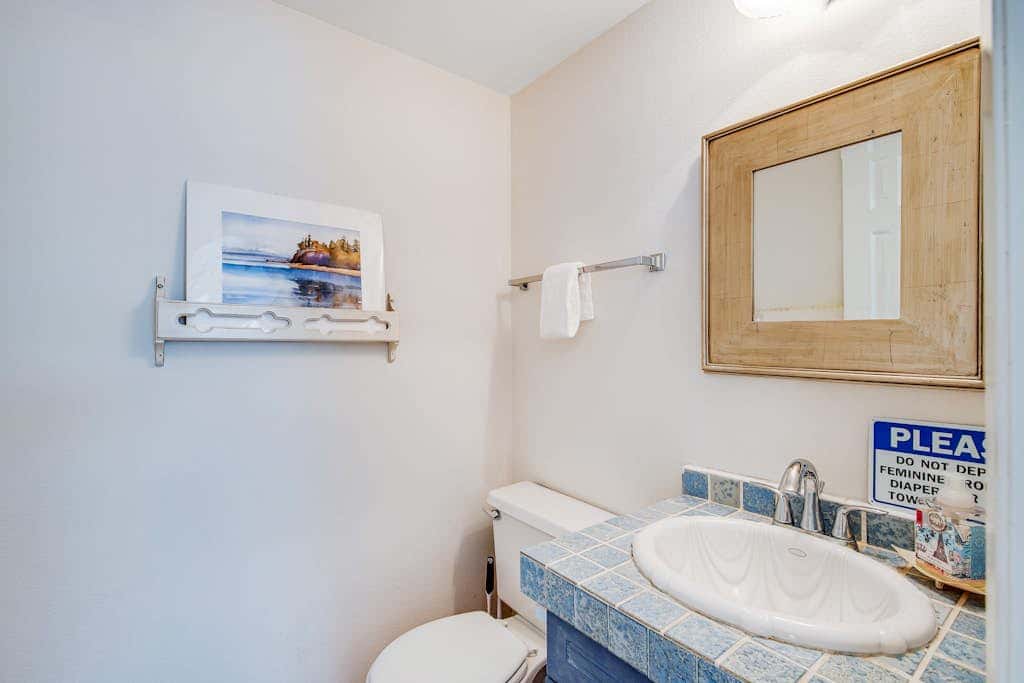 Oceanfront 4 Bedroom Family Home with Private Beach Access and Fire Pit