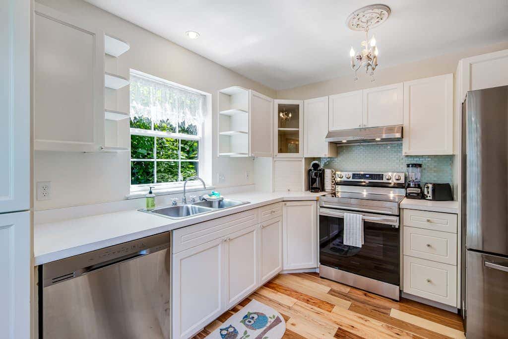 Oceanfront 4 Bedroom Family Home with Private Beach Access and Fire Pit