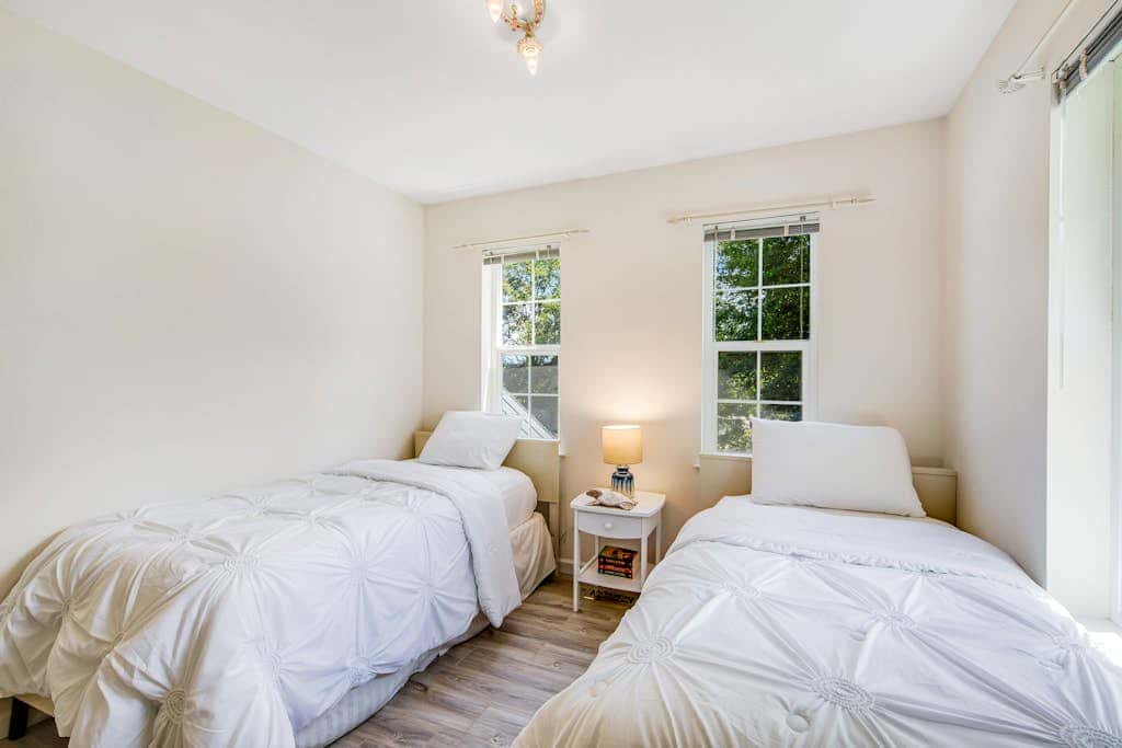 Oceanfront 4 Bedroom Family Home with Private Beach Access and Fire Pit