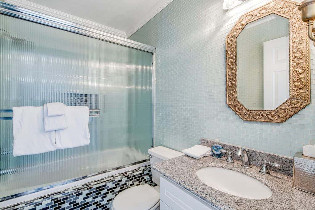 Oceanfront 4 Bedroom Family Home with Private Beach Access and Fire Pit