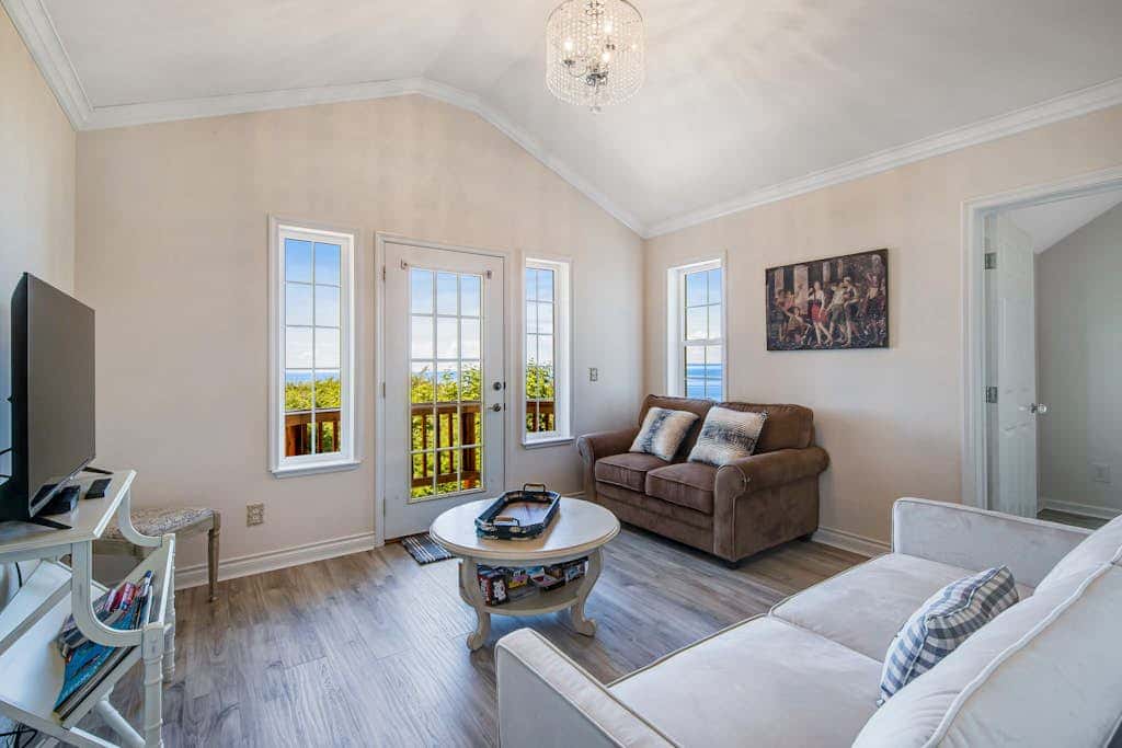 Oceanfront 4 Bedroom Family Home with Private Beach Access and Fire Pit