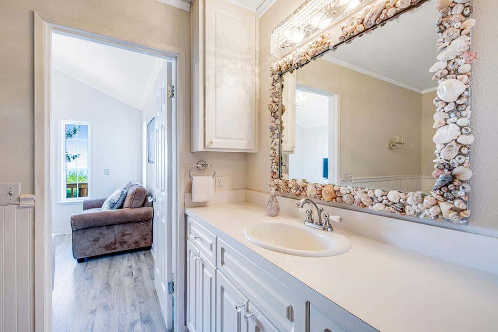 Oceanfront 4 Bedroom Family Home with Private Beach Access and Fire Pit