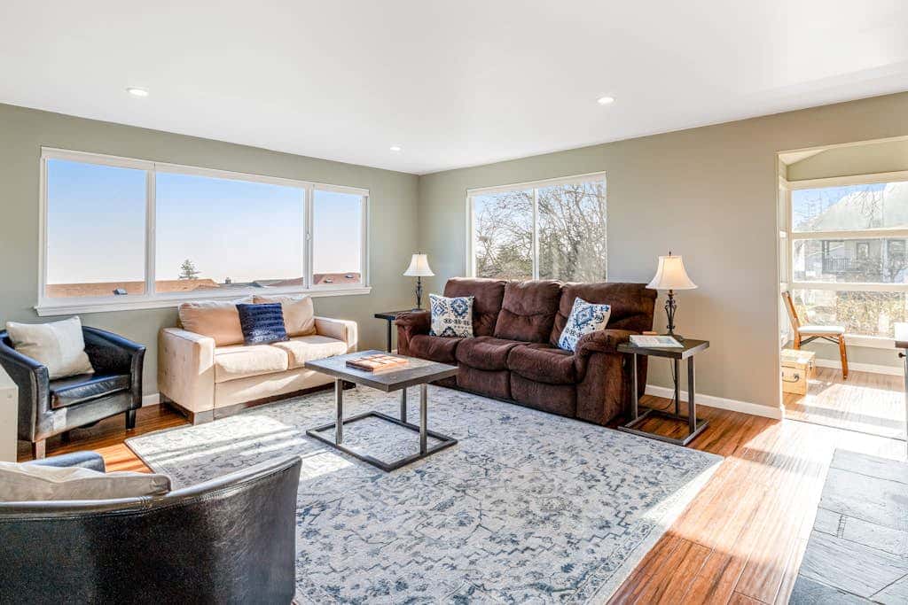 Scenic 3BR Oak Harbor Home | Hot Tub | Water Views