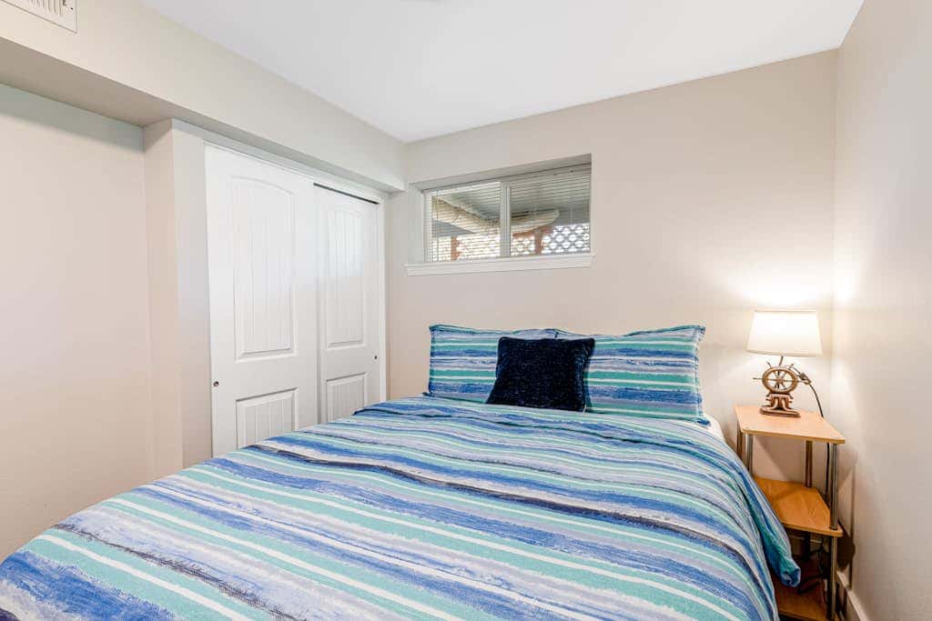 Scenic 3BR Oak Harbor Home | Hot Tub | Water Views