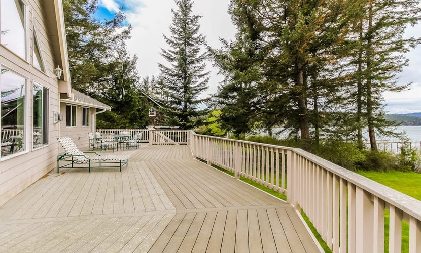 Shoal Bay Luxury Home