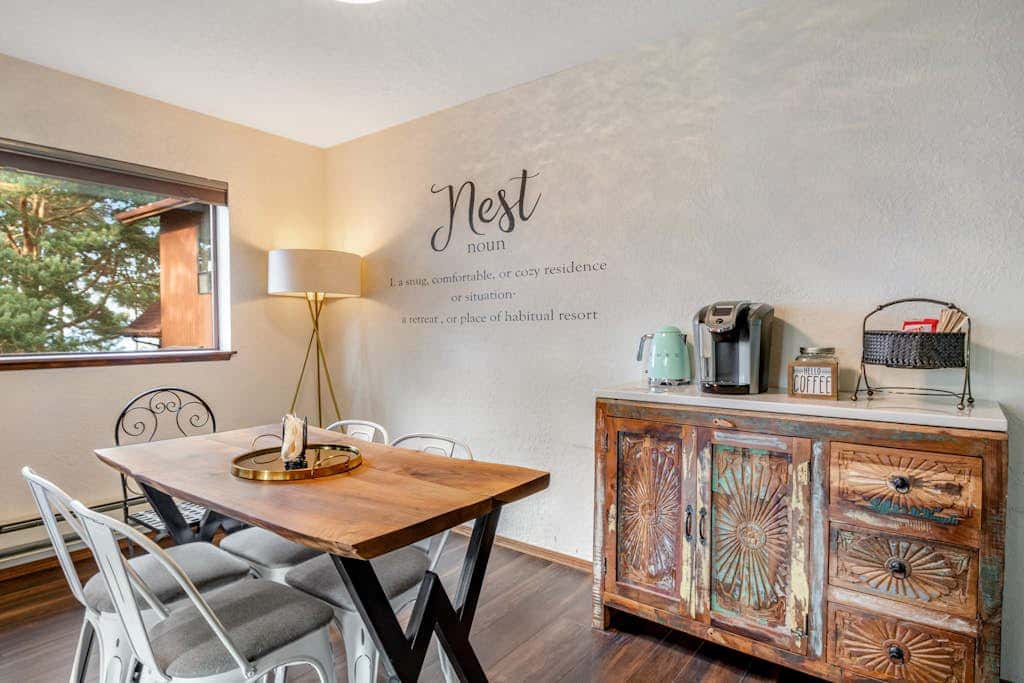 Secluded Dog Friendly Studio with Hot Tub and Beach Access in Coupeville