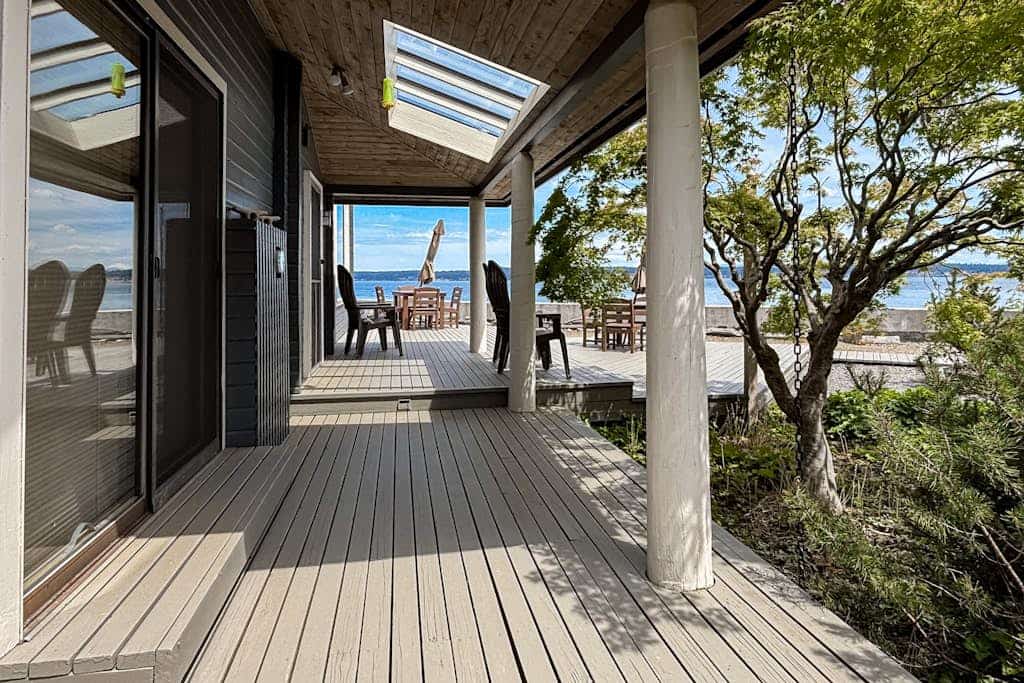 Sea Side Cedar