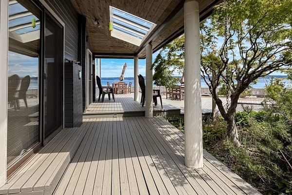 Sea Side Cedar