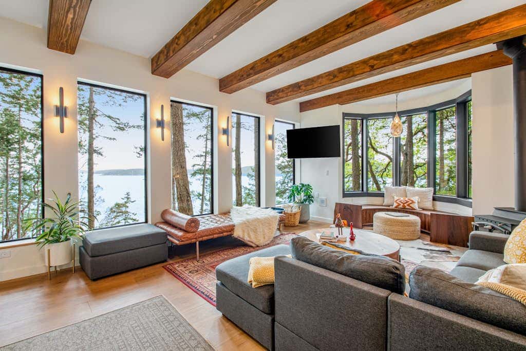 Stylish Waterfront Oasis with Hot Tub, Fiber Optic Internet, and Entertainer's Deck