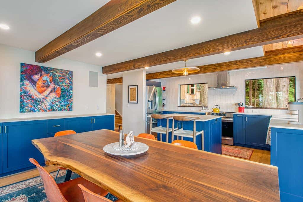 Stylish Waterfront Oasis with Hot Tub, Fiber Optic Internet, and Entertainer's Deck