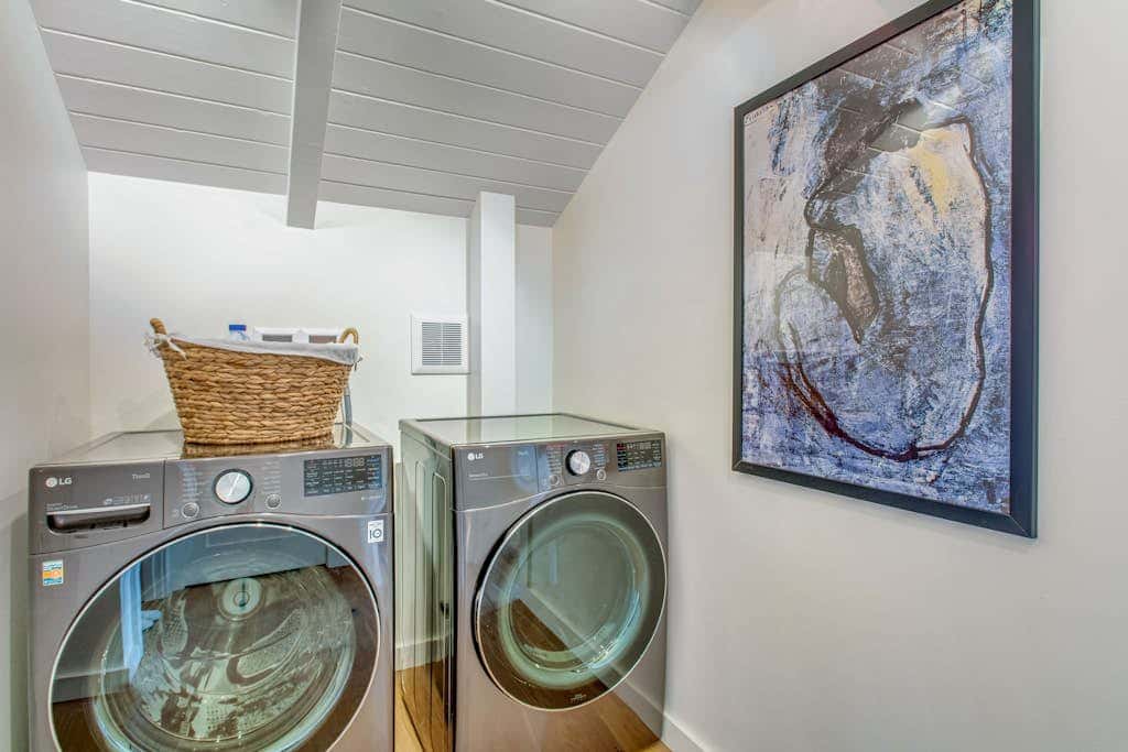 Stylish Waterfront Oasis with Hot Tub, Fiber Optic Internet, and Entertainer's Deck