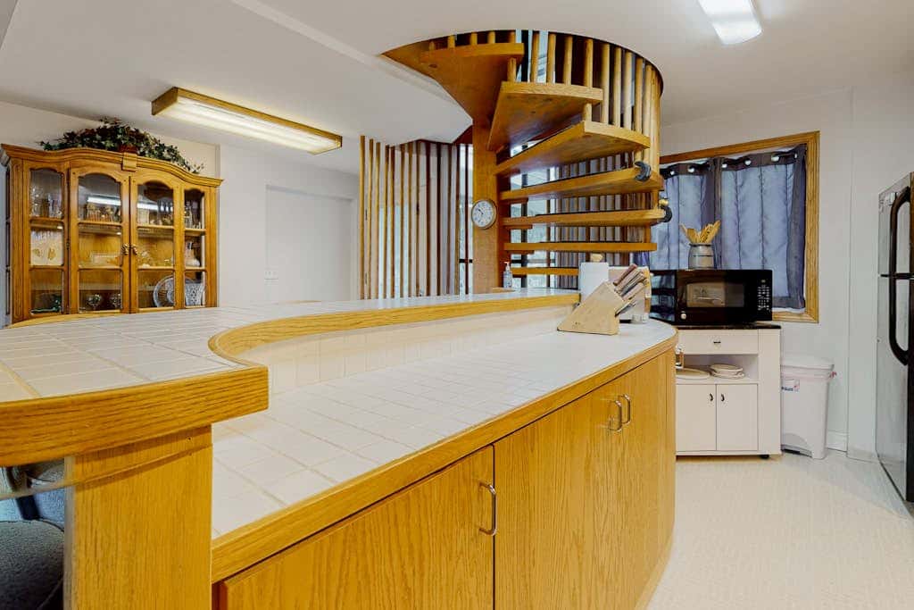 Waterfront Home with Private Sauna and Kayaks in Oak Harbor