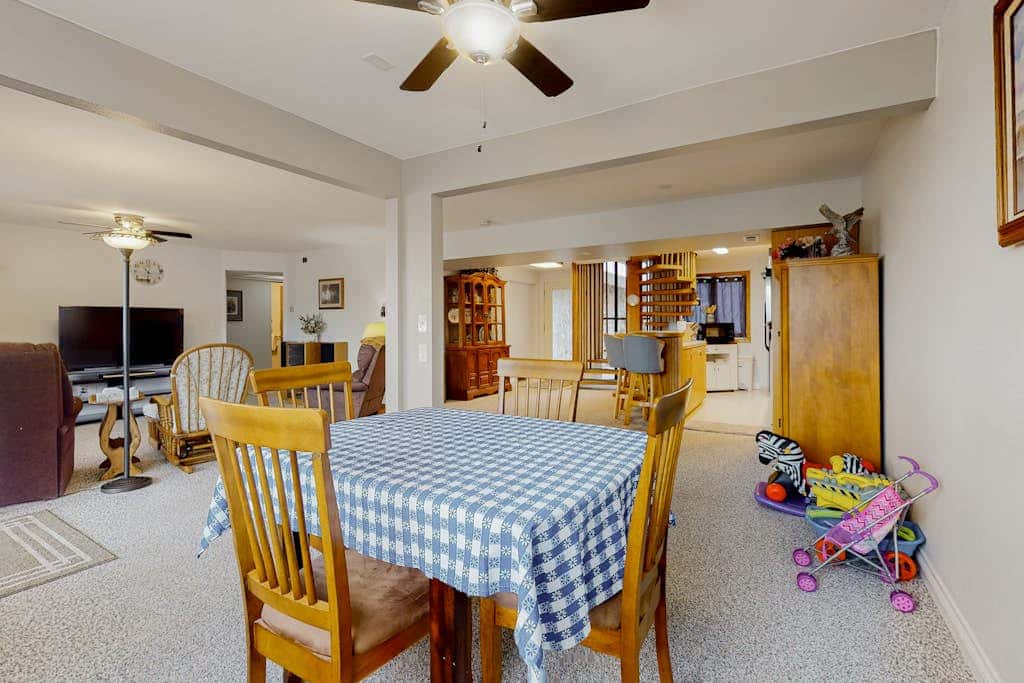 Waterfront Home with Private Sauna and Kayaks in Oak Harbor
