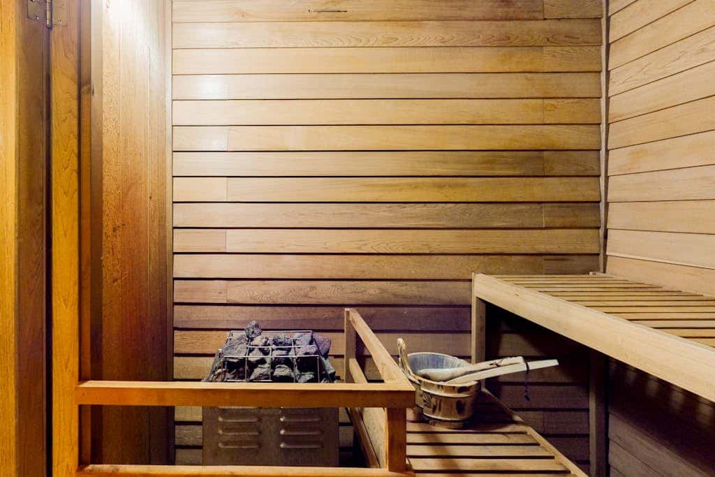 Waterfront Home with Private Sauna and Kayaks in Oak Harbor