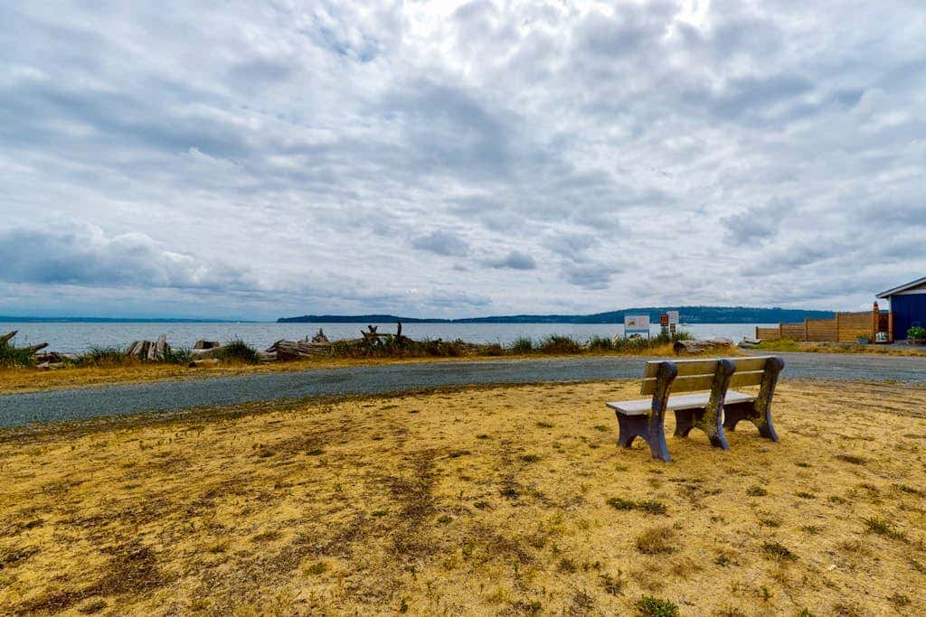 Waterfront Home with Private Sauna and Kayaks in Oak Harbor