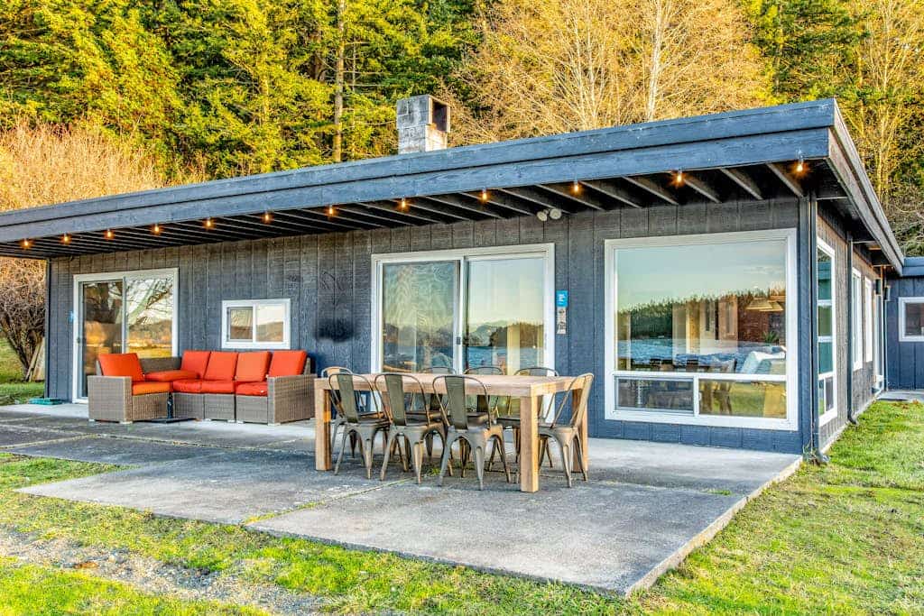 Lopez Island Mud Bay Waterfront home