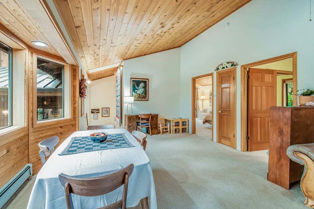 Spectacular Waterfront Cabin in Eastsound with Private Deck and Mountain Views