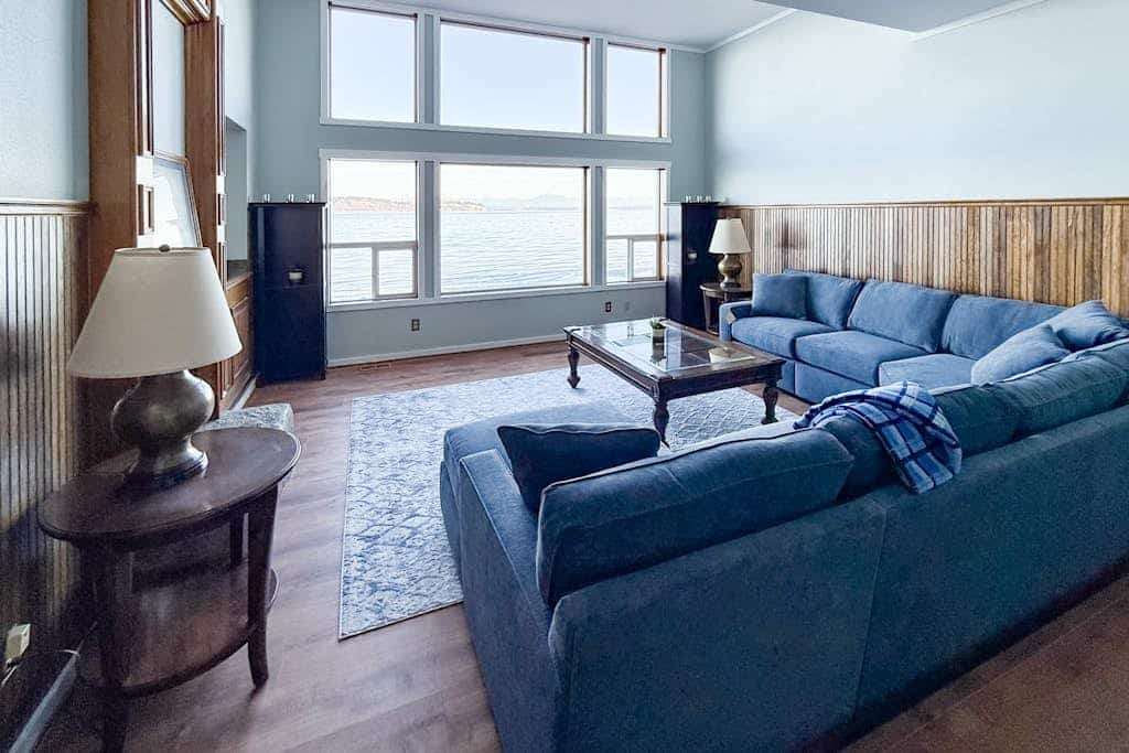 Captain’s Quarters 