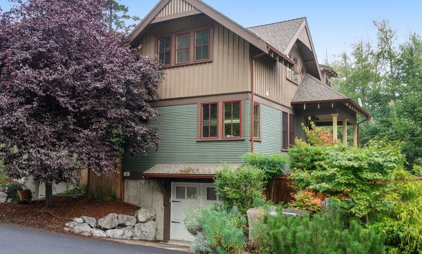 Dream Town Craftsman