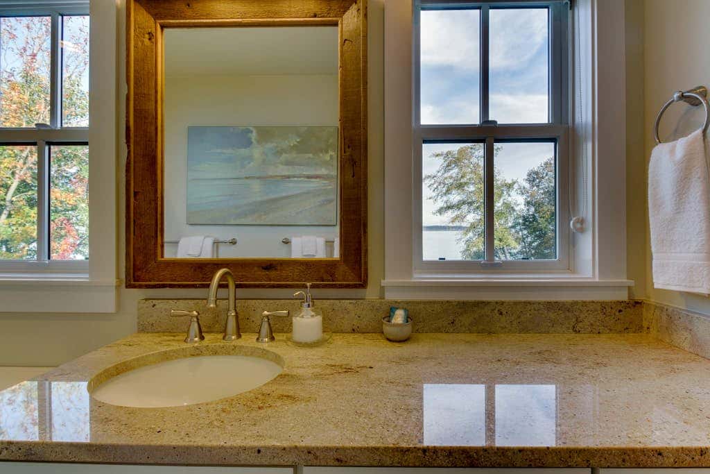 Stunning 4BR Waterfront Home in Eastsound with Private Sauna and Beach Access